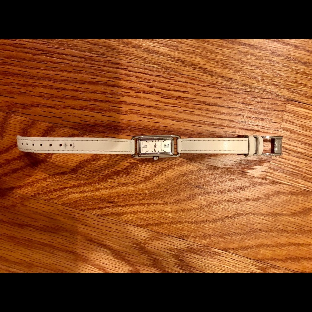 Burberry Watch White Leather Straps